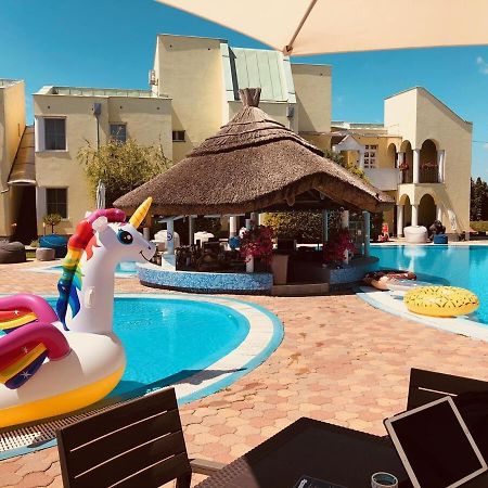 Mediterran Apartman With Pool Siófok Exteriér fotografie