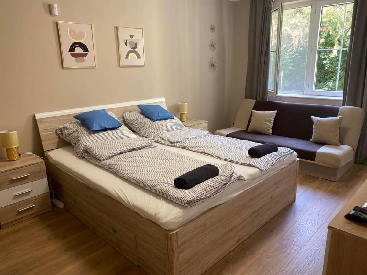 Mediterran Apartman With Pool Siófok Exteriér fotografie