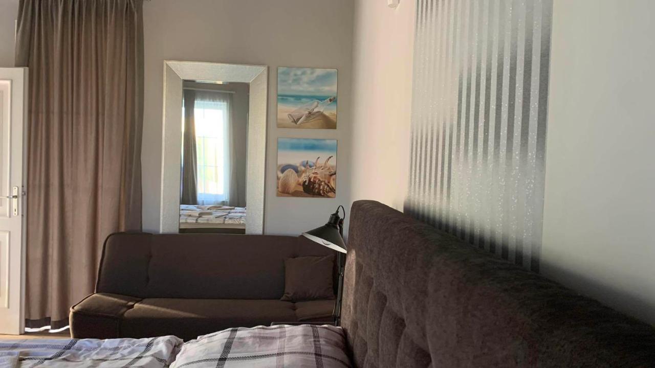 Mediterran Apartman With Pool Siófok Exteriér fotografie